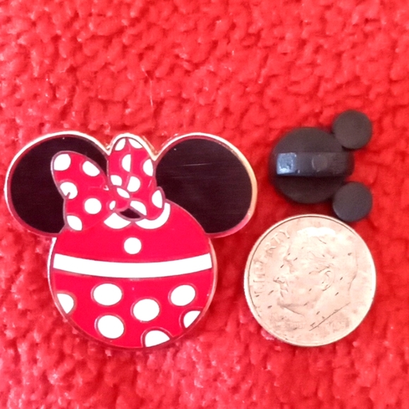 DISNEY MINNIE MOUSE EARS PIN - Picture 2 of 3